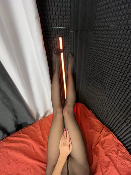 I wear pantyhose without panties