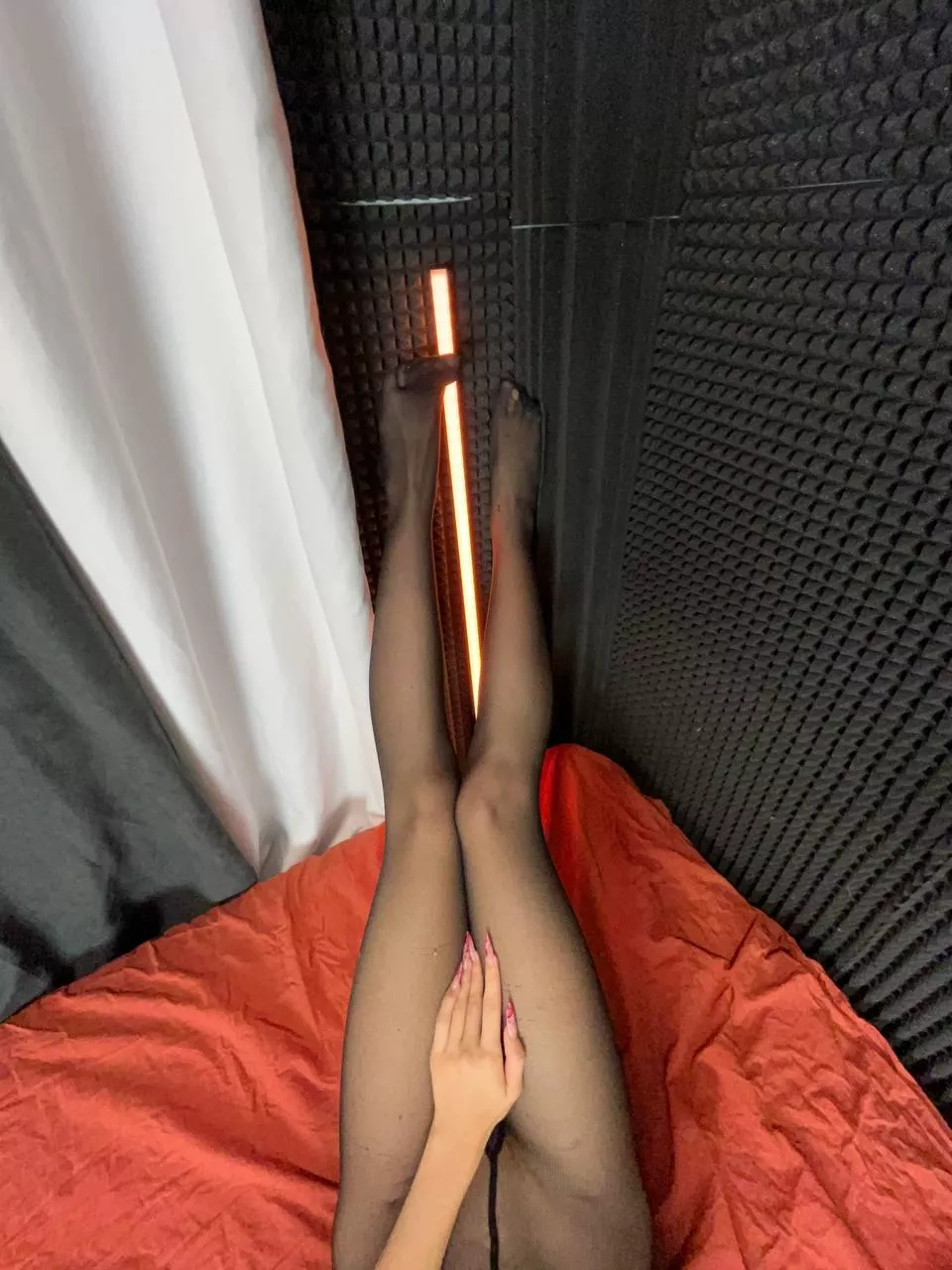 I wear pantyhose without panties