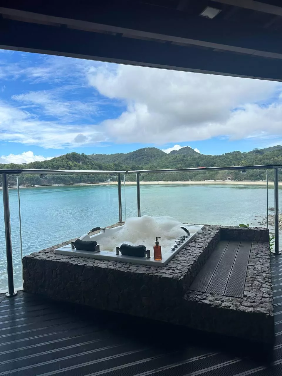 Jacuzzi with a gorgeous view