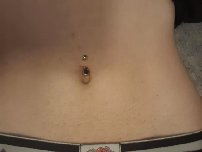 What would u do with my helpless belly? 😫