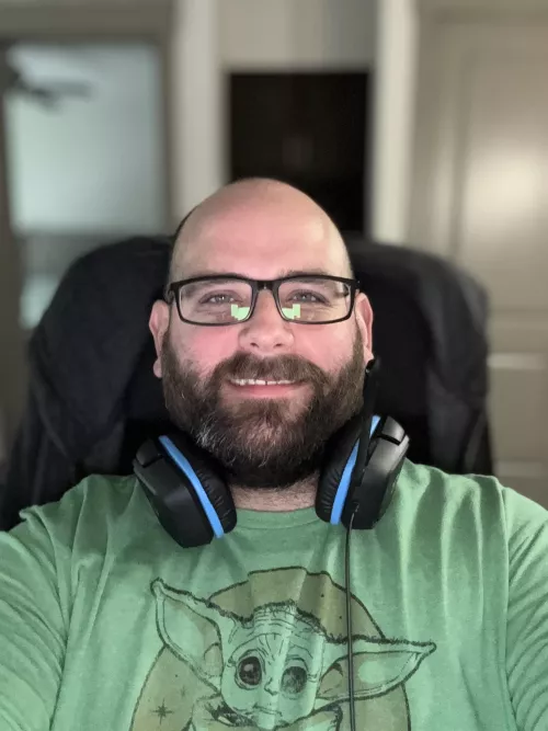 Anyone down for Apex or Fortnite?