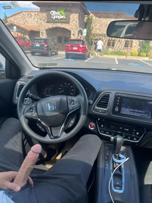 Anyone want a bread stick? 