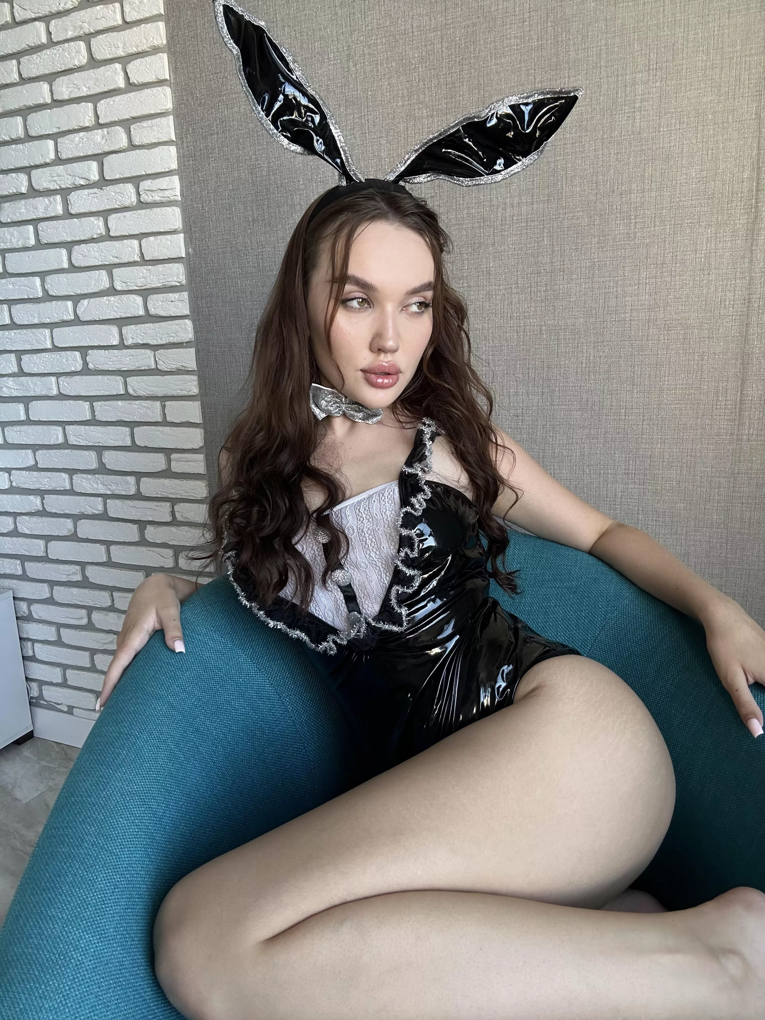 Bunny needs your carrot urgently