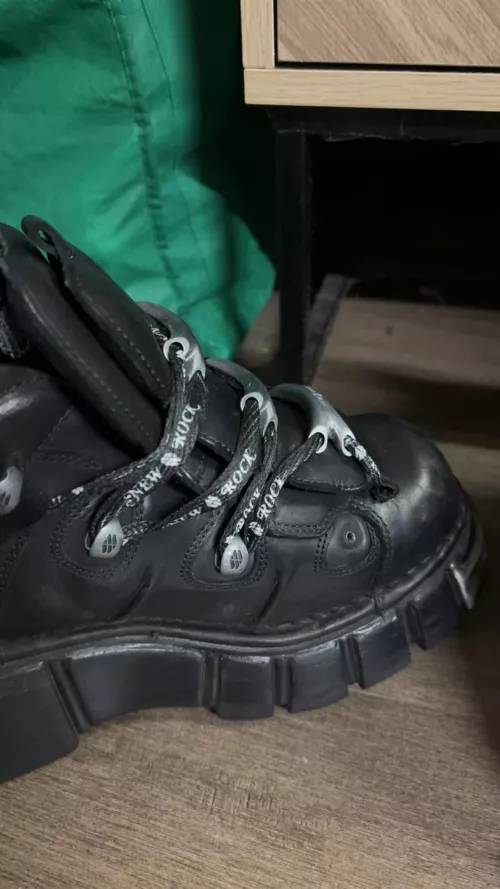 Can i get a replacement hook anywhere for this?