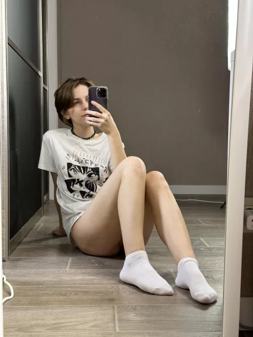 [f] I need to practice footjob in socks, but I can't find a volunteer