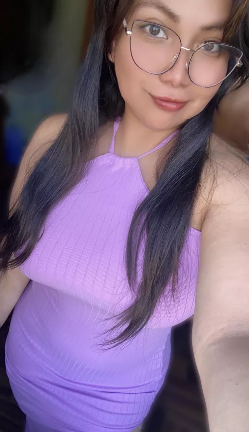 Good morning, i am already dresses for today :) (F)