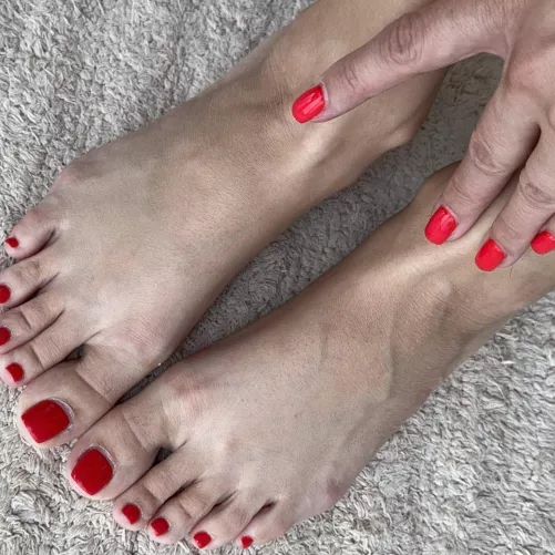 I like the red manicure. I hope we're the same