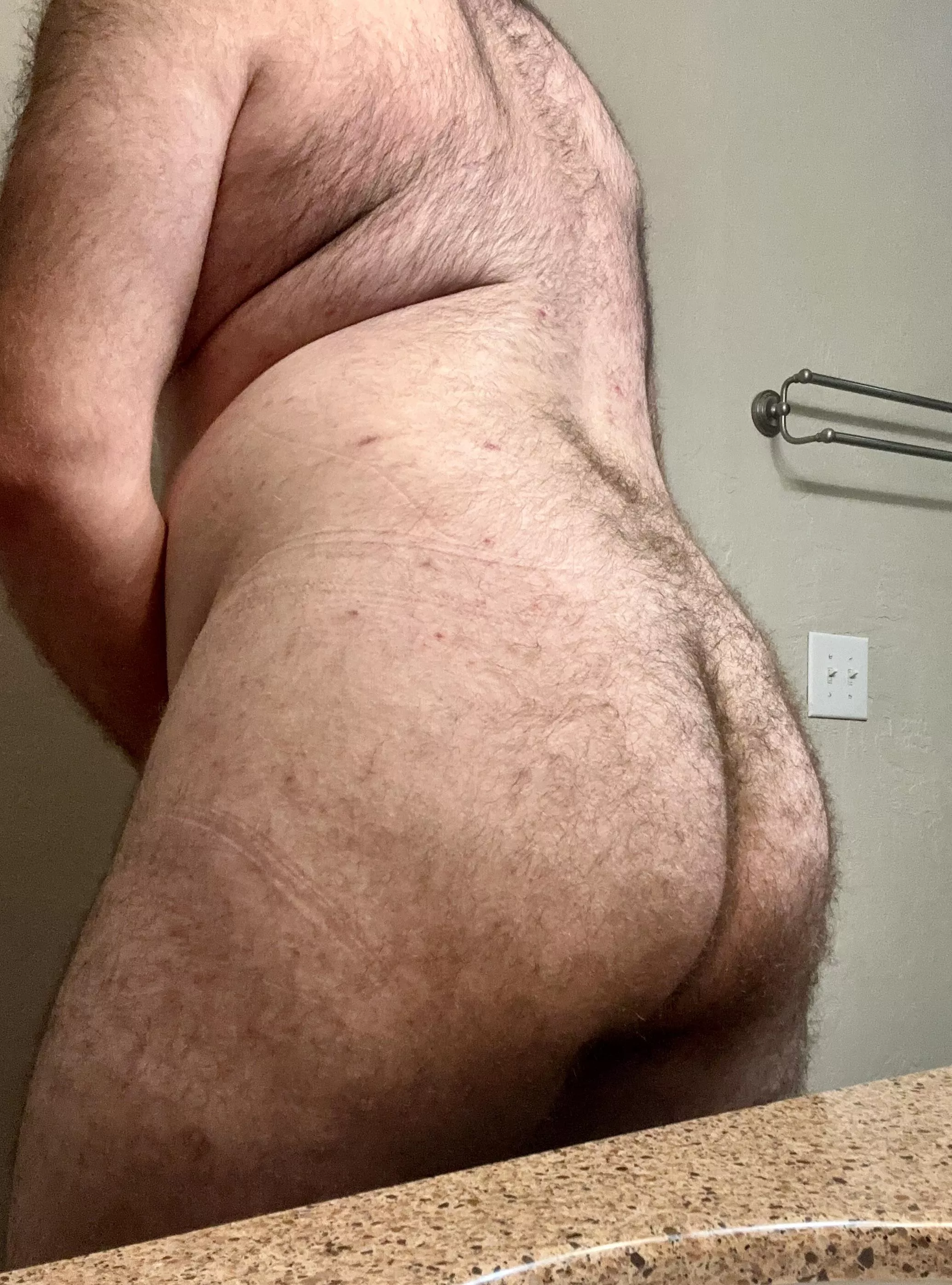 I love it when a guy enjoys my hairy ass 