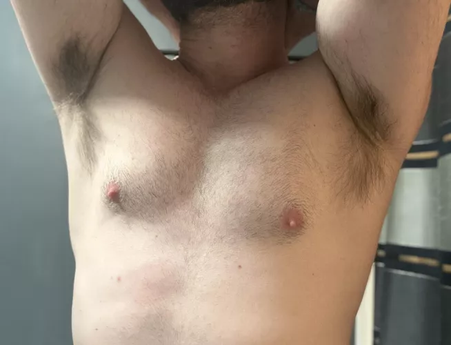 I’ll just lay back and let you get as deep as you need 💪👃😋