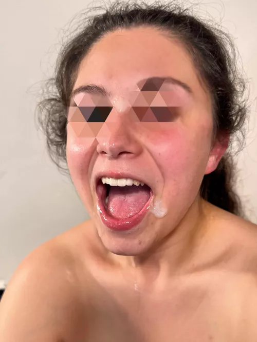 I’m just a happy little Cum Slut