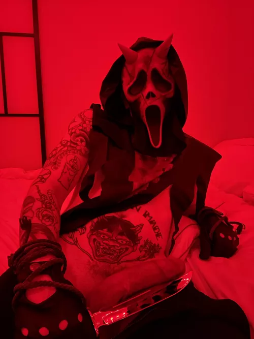 Let's play a game of cat and mouse.... if you get away you win. But if I catch you.