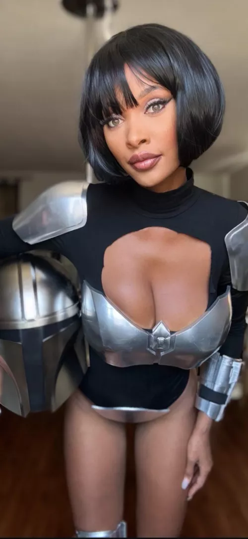 Mando cosplay (Darkphoenixskye)