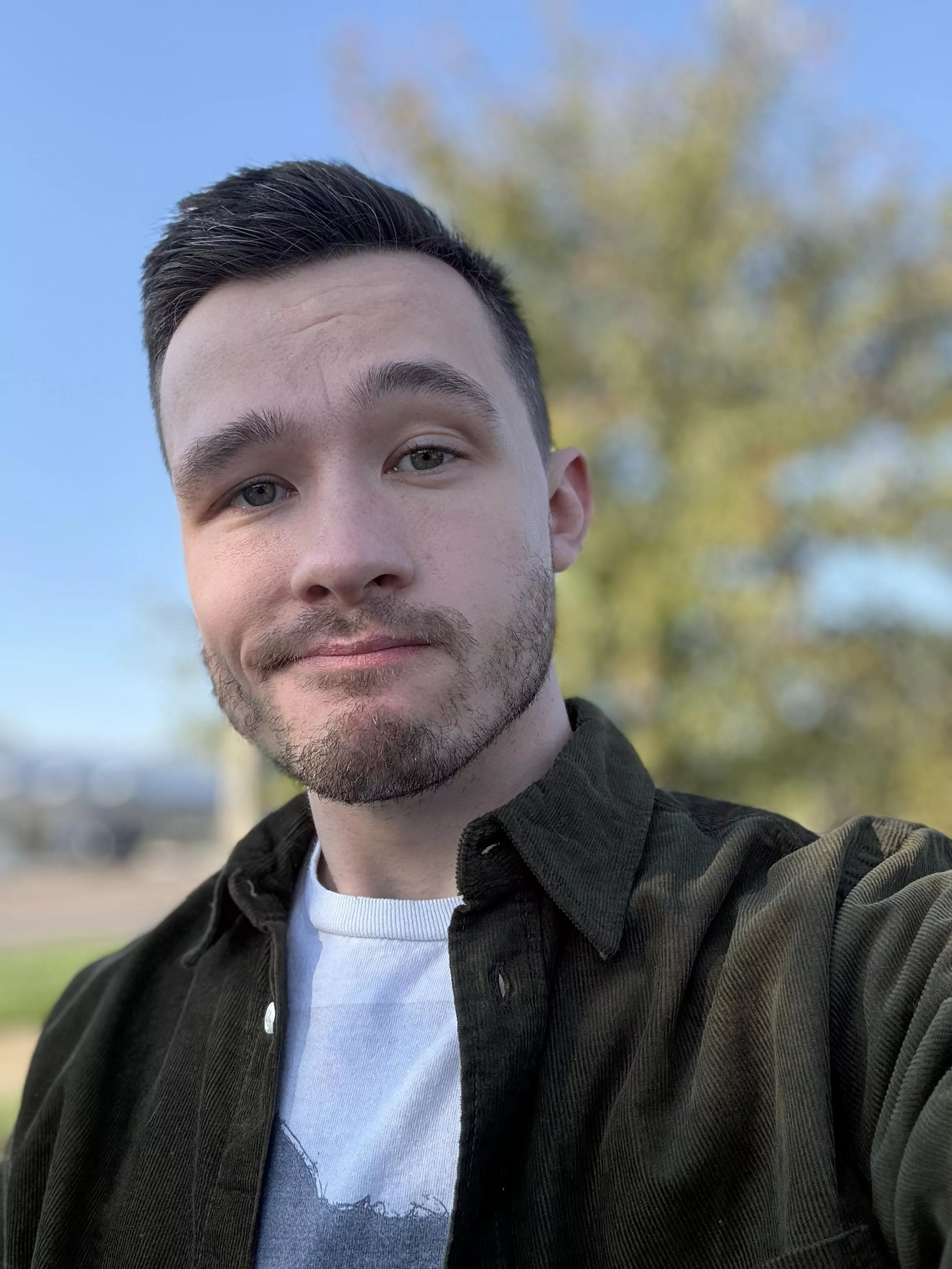 Nothing like the seasons to remind you of a new start… and new outfits 🍁🍂