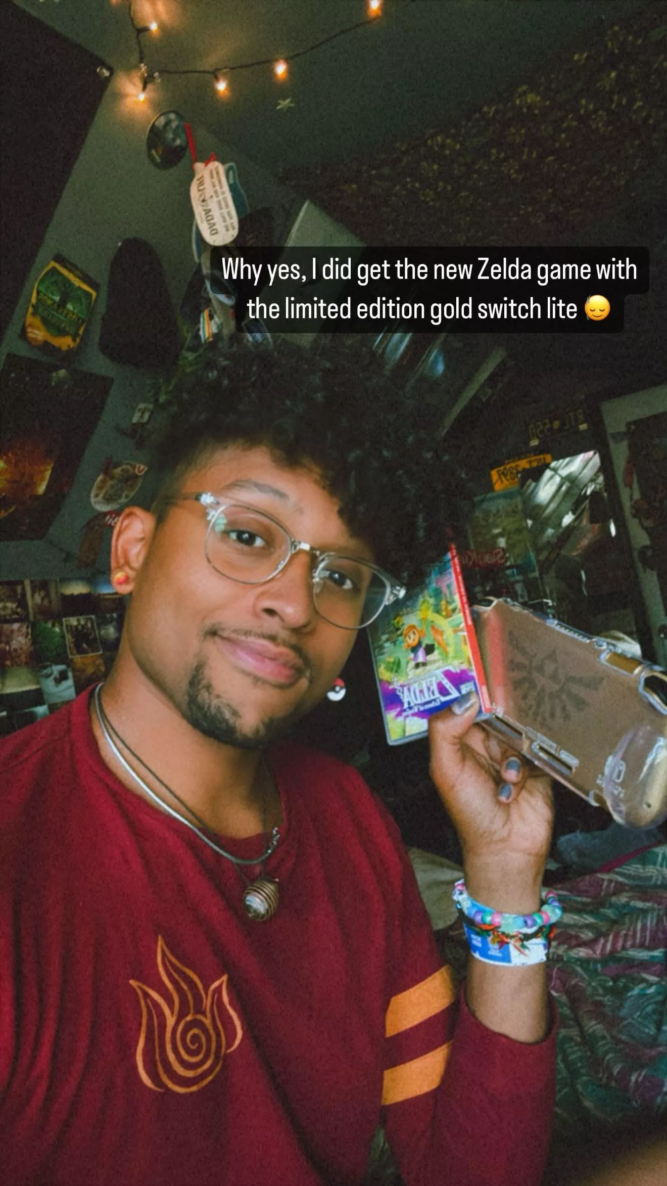 Overwatch or smash bros friends? Guess my main😛