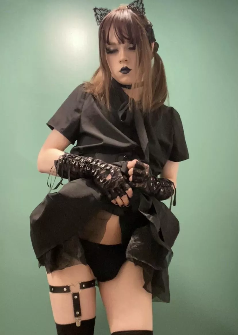 People keep mistaking me for a girl, must be because of my long hair