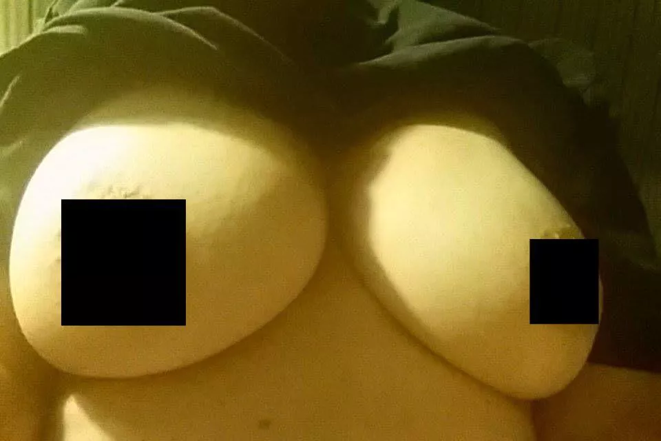 Sometimes you have to let them breathe! 😂❤️ wife