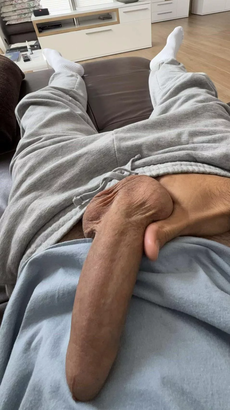 [25] Big german dom cock. Does it fit?