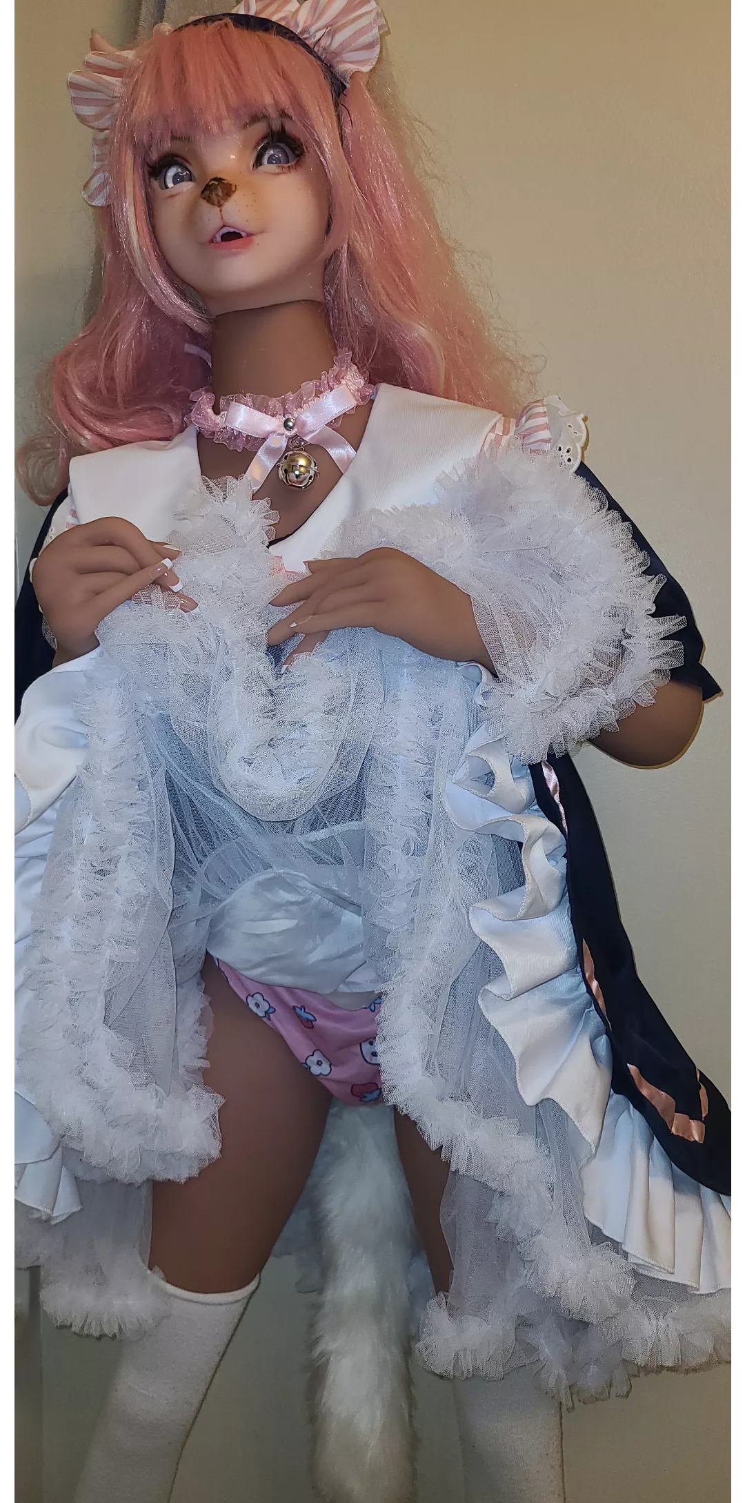 A good maid never leaves her master side even when he's in the bathroom 