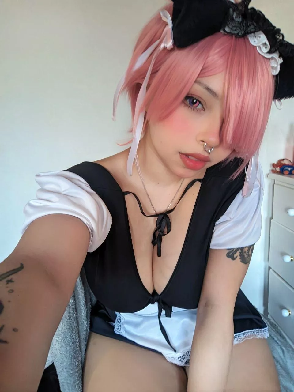 Extra naughty maid for youu by babygirlkittenxo