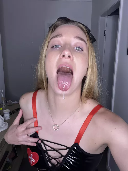 I want you to choke me with your dlck 