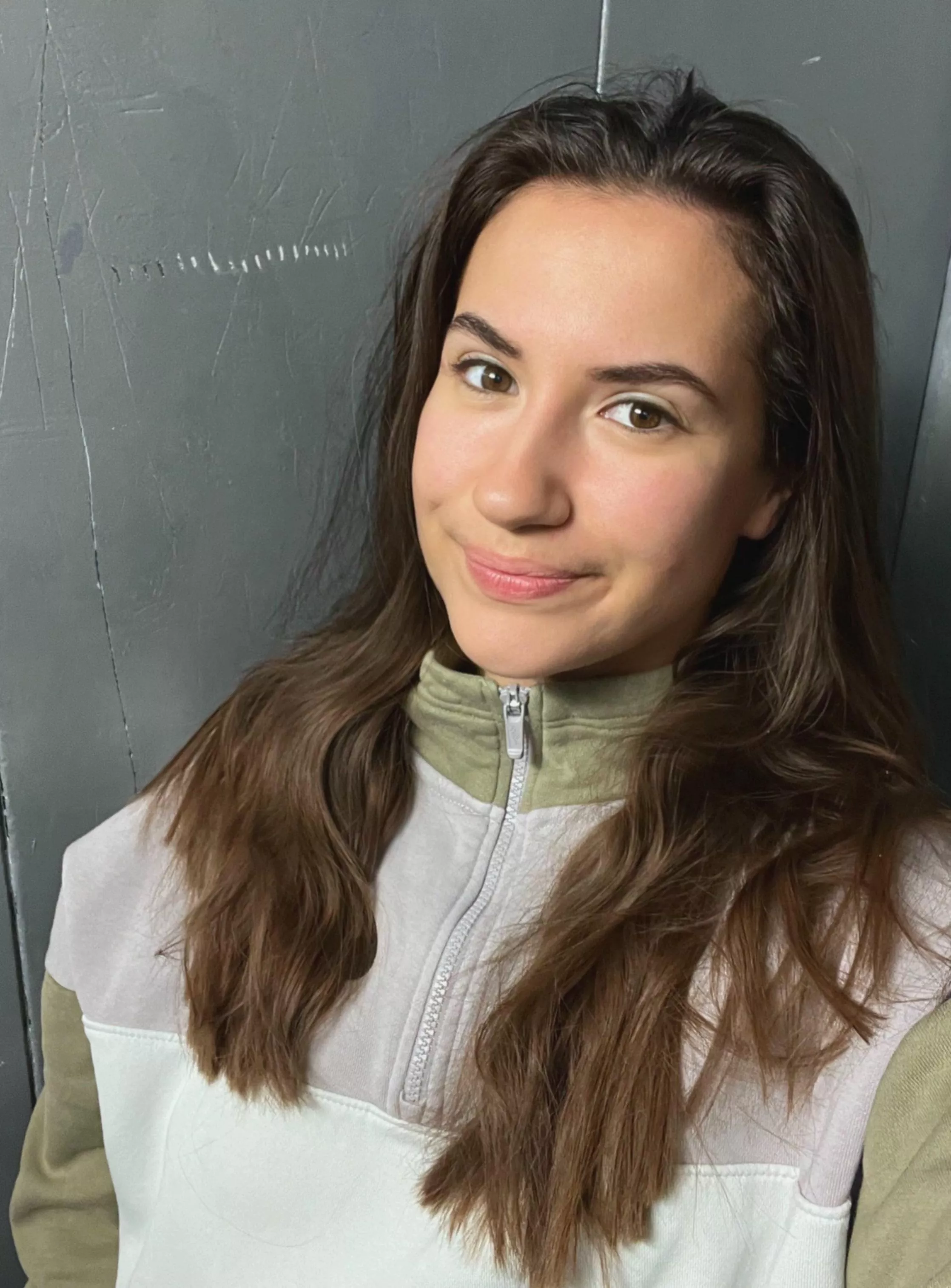 I wonder if you can look into my eyes in this photo