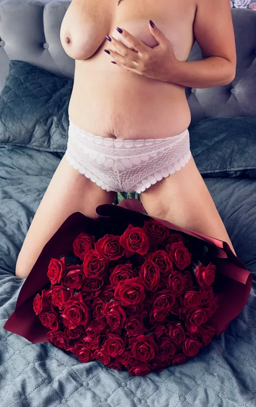 Most natural and wild mom in neighborhood