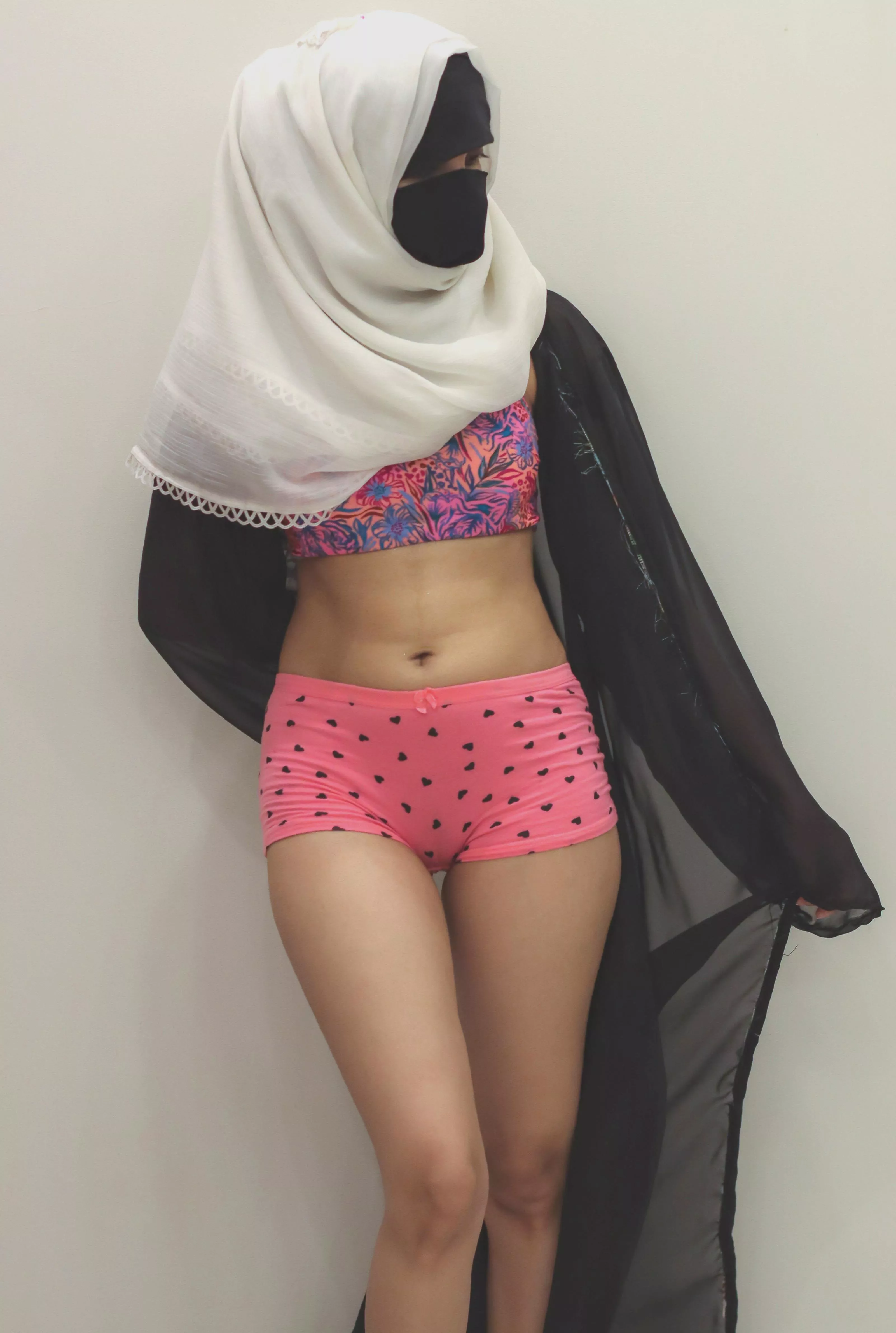 my favorite thing to do is masturbate [F]