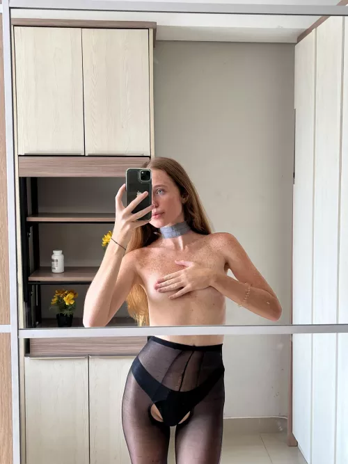 Too many frecks for one mirror selfie :)