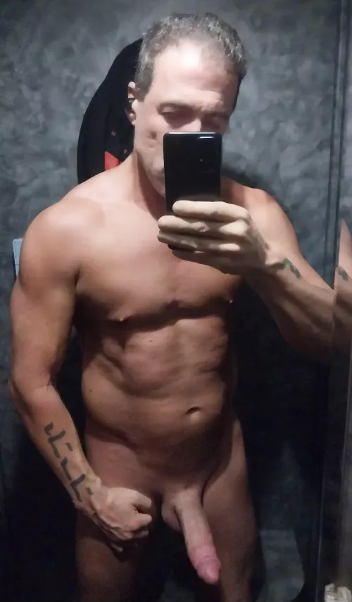 [45], 6', 192 lbs. Still cutting. Lost 1.2 lbs this week. 