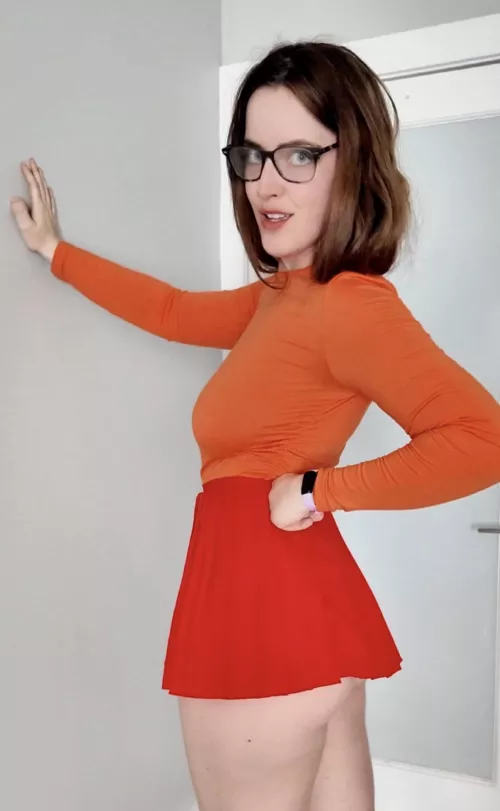 Can I be your slutty Velma 