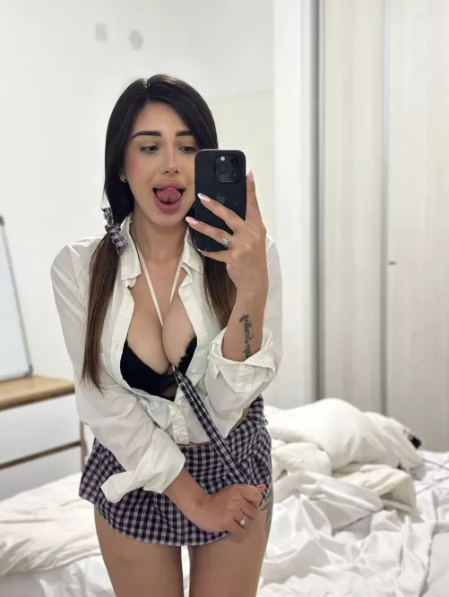 Do you want to play with me?😈