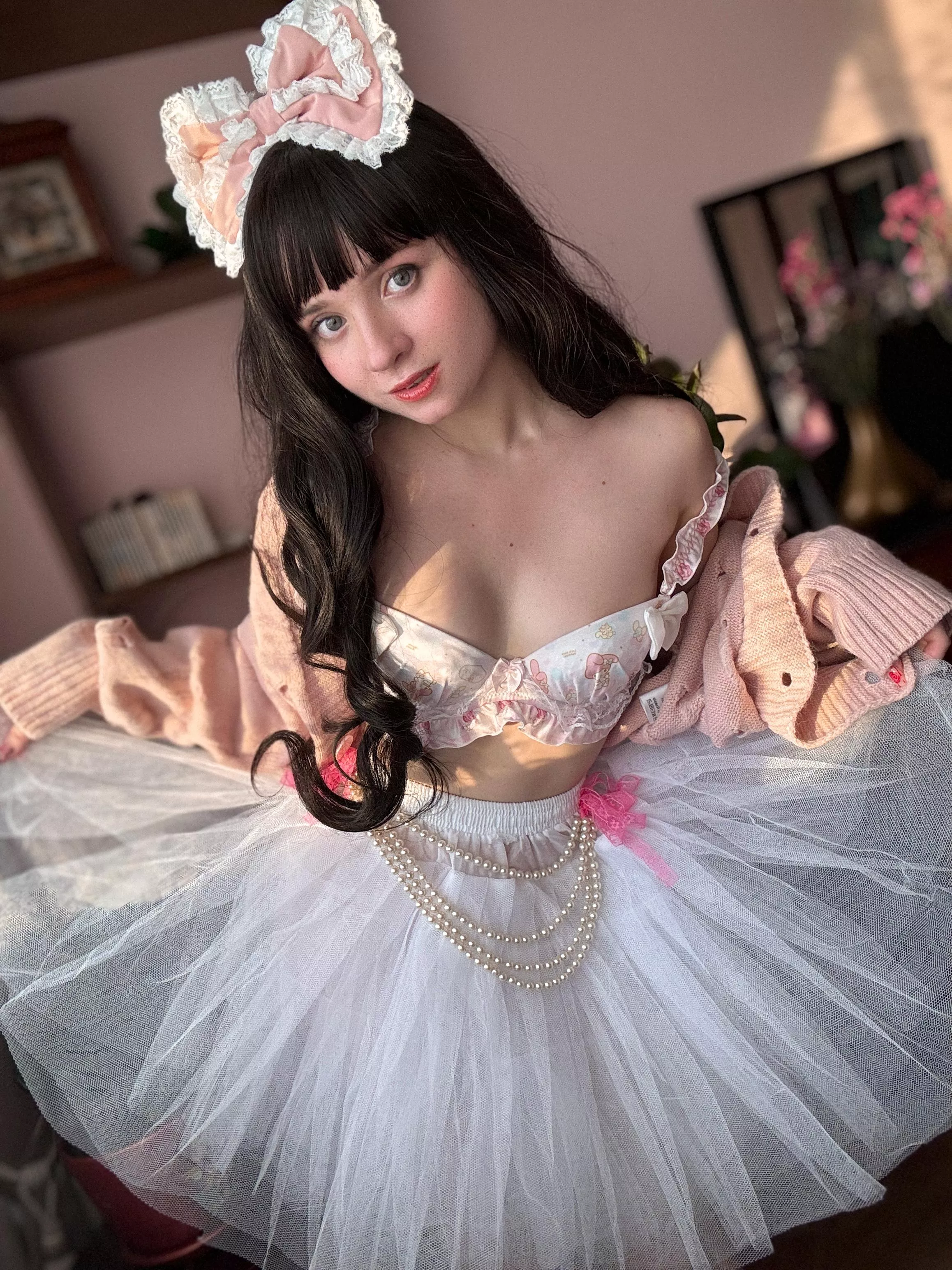 I am gradually undressing in my boudoir...