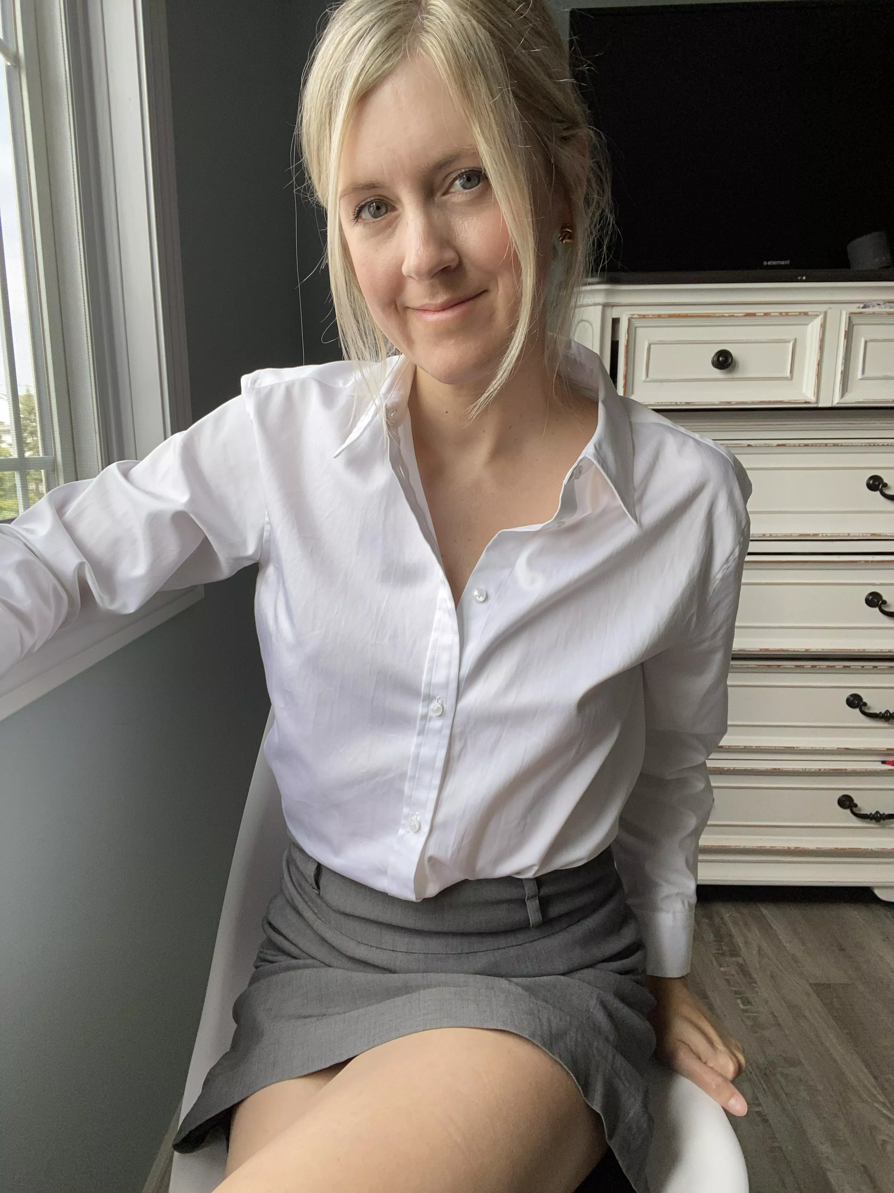 Work outfit [F]