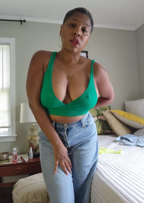 Would you fuck a 47yo Milf?