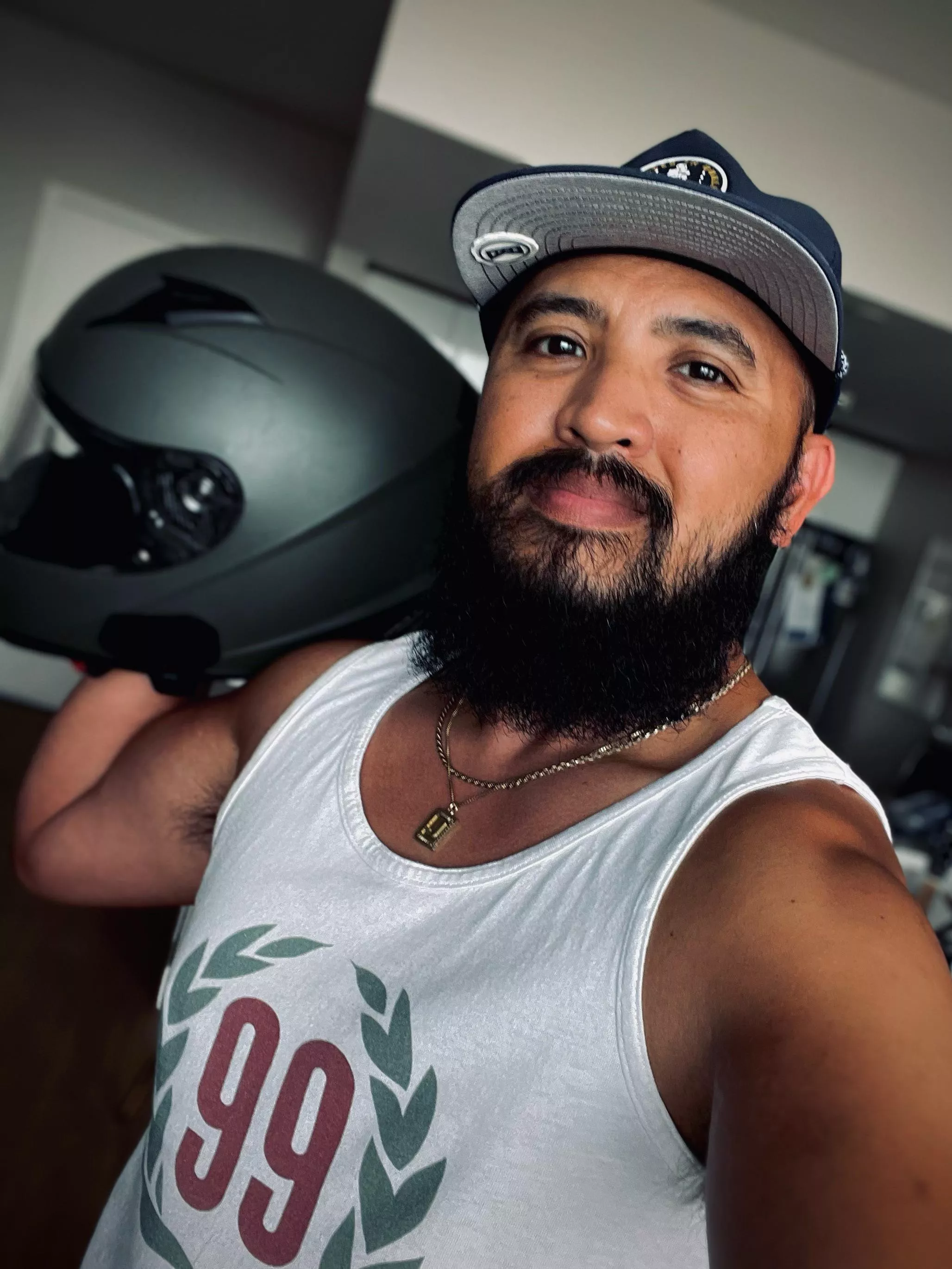 Anyone wanna go for a ride? 🇵🇭🇨🇳