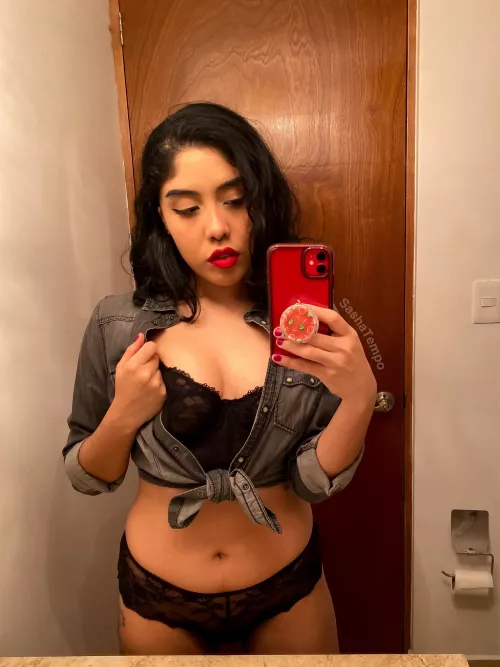 Hopefully you’re into pinup girls