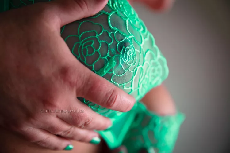 I love to tease you like this