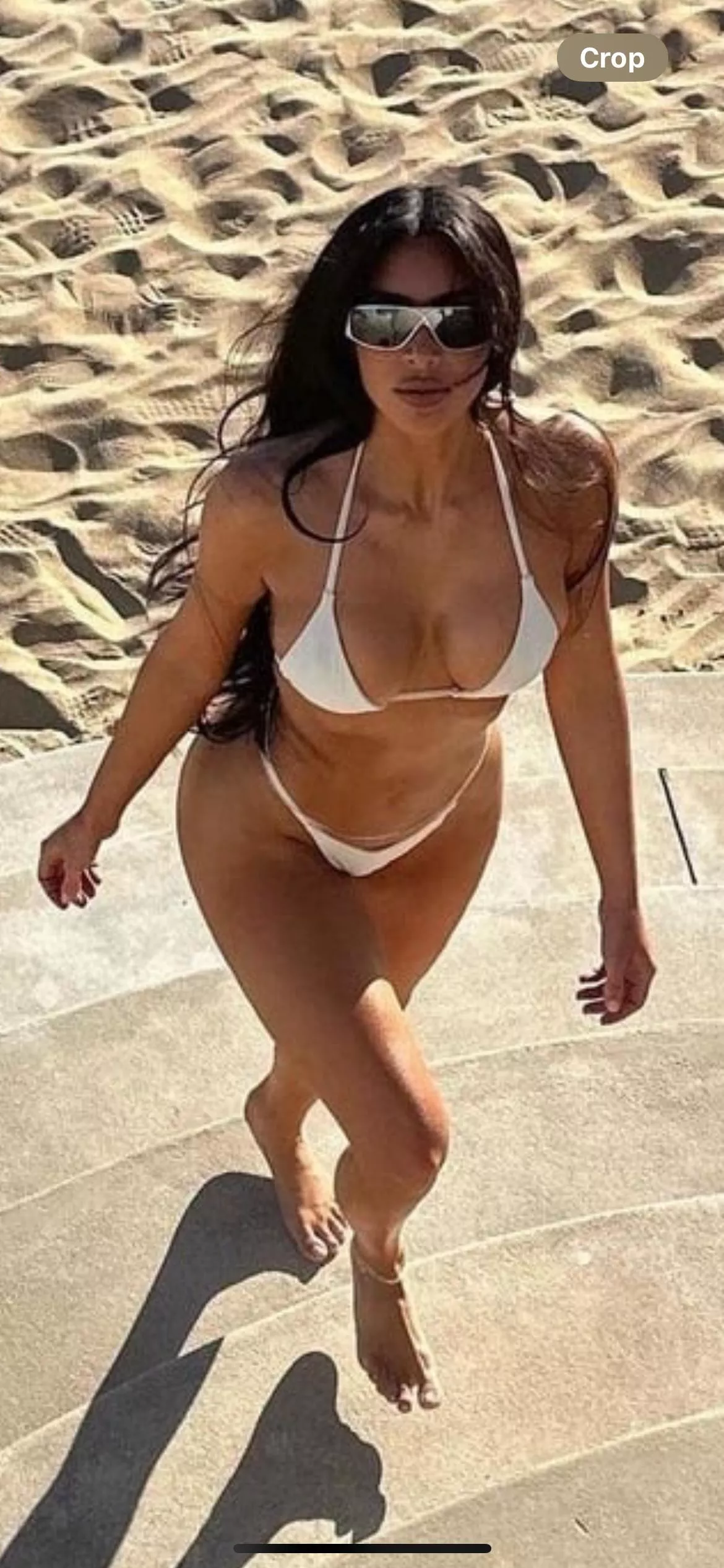Kim K beautiful hips 