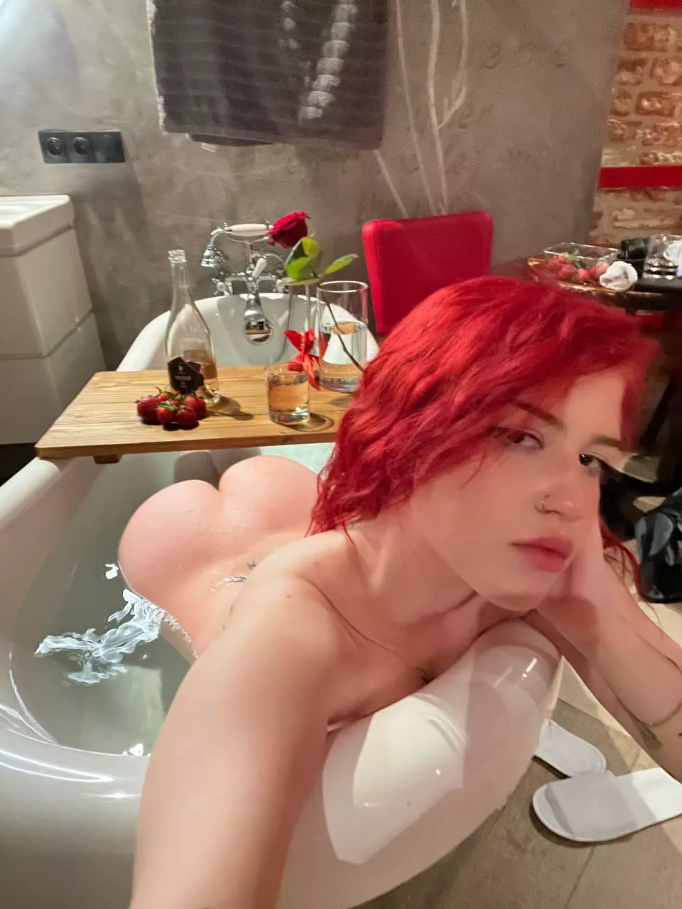 My chubby ass love hot relax..