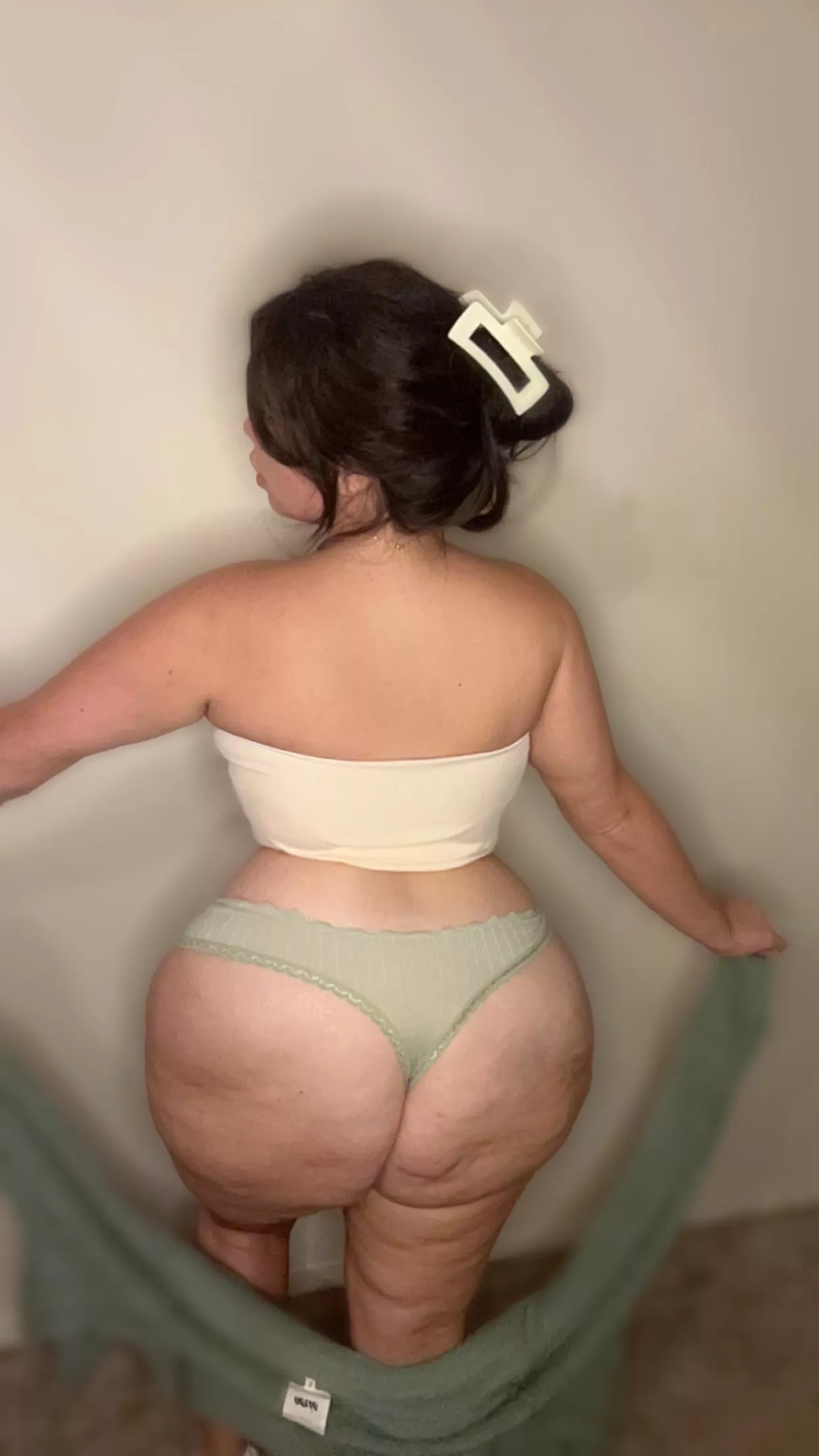 My curves come with some imperfections but I think you’ll like them anyway 