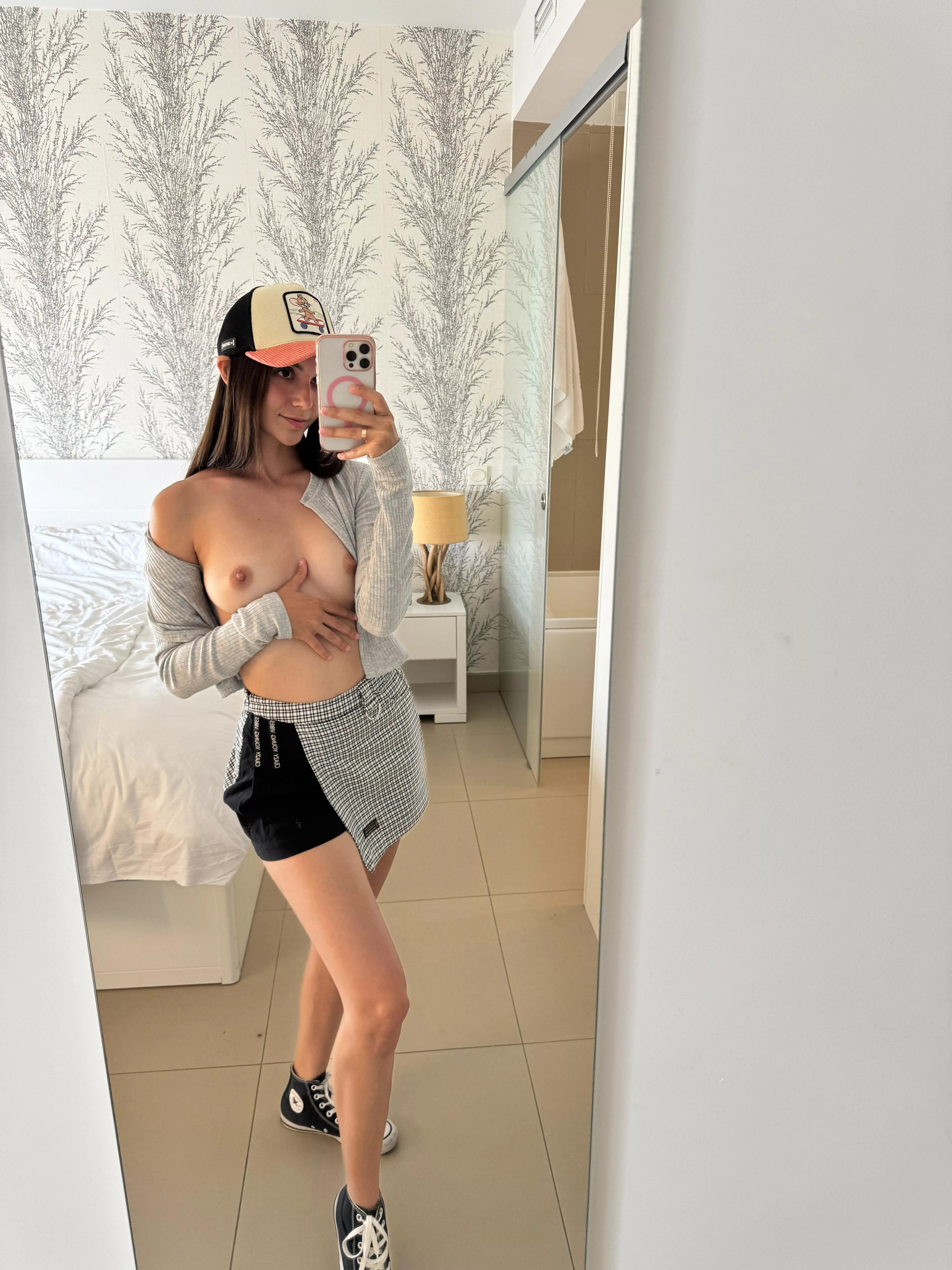 petite from lips to hips