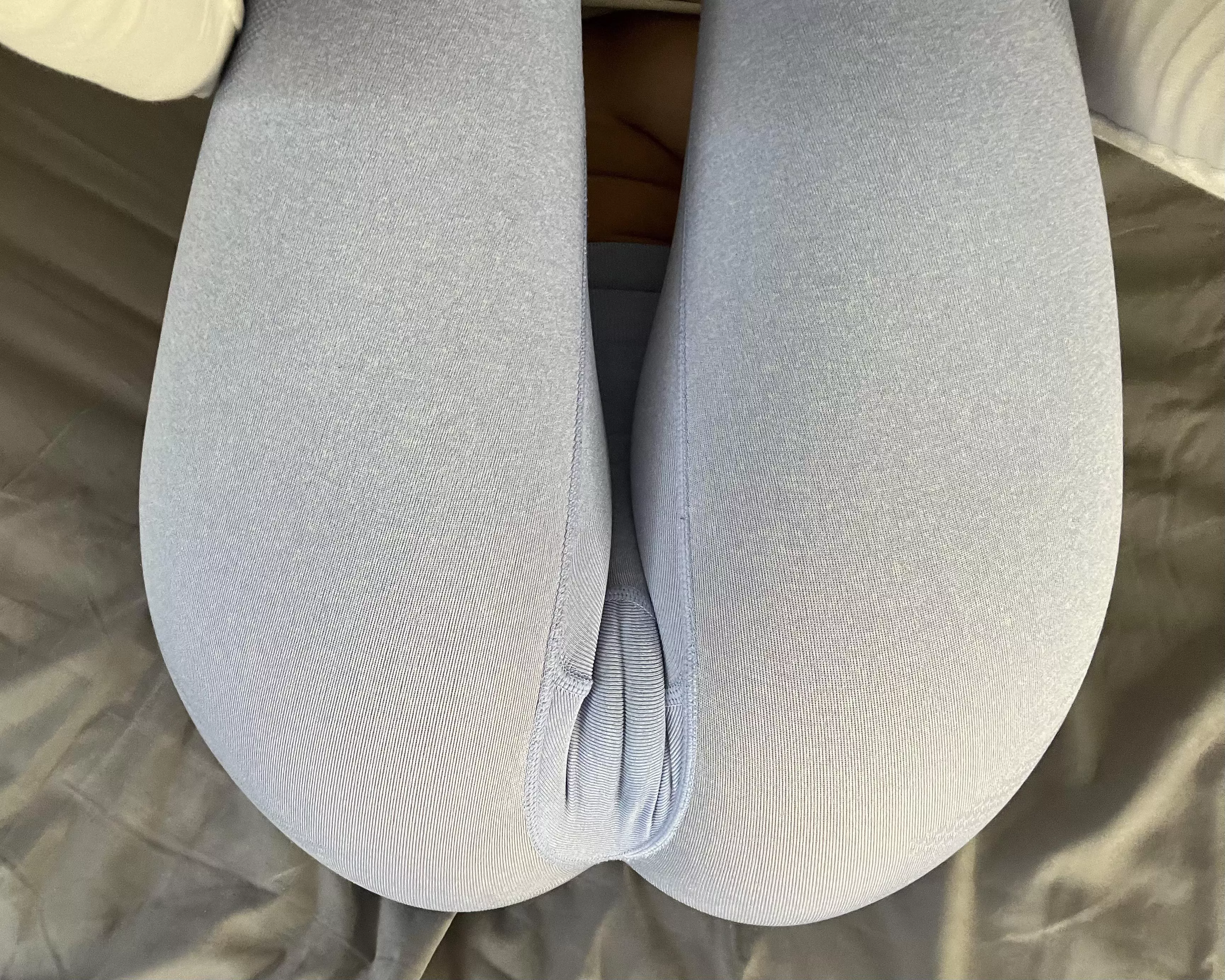 cute leggings and cameltoe