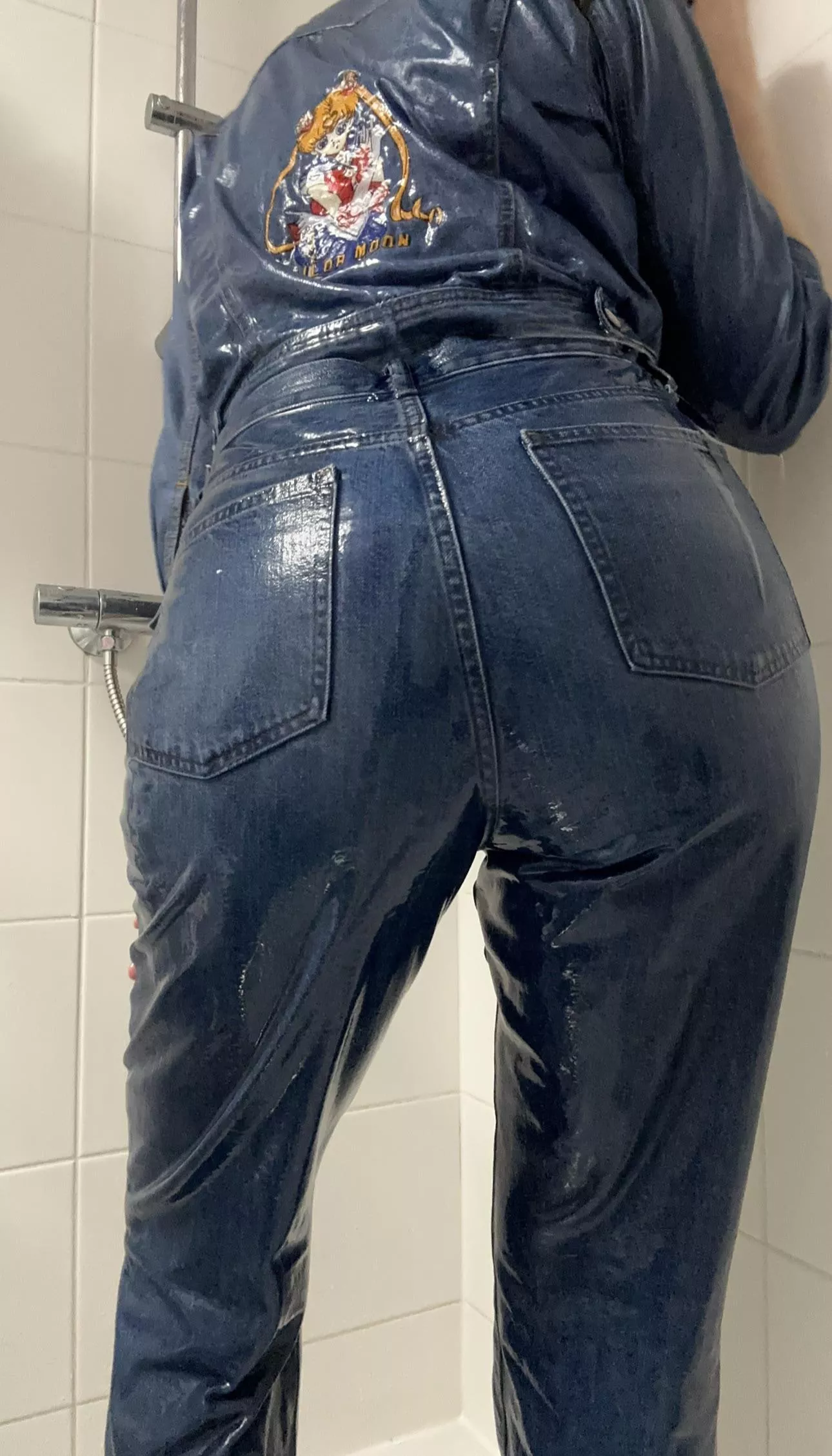 Soaked my denim outfit for you! 