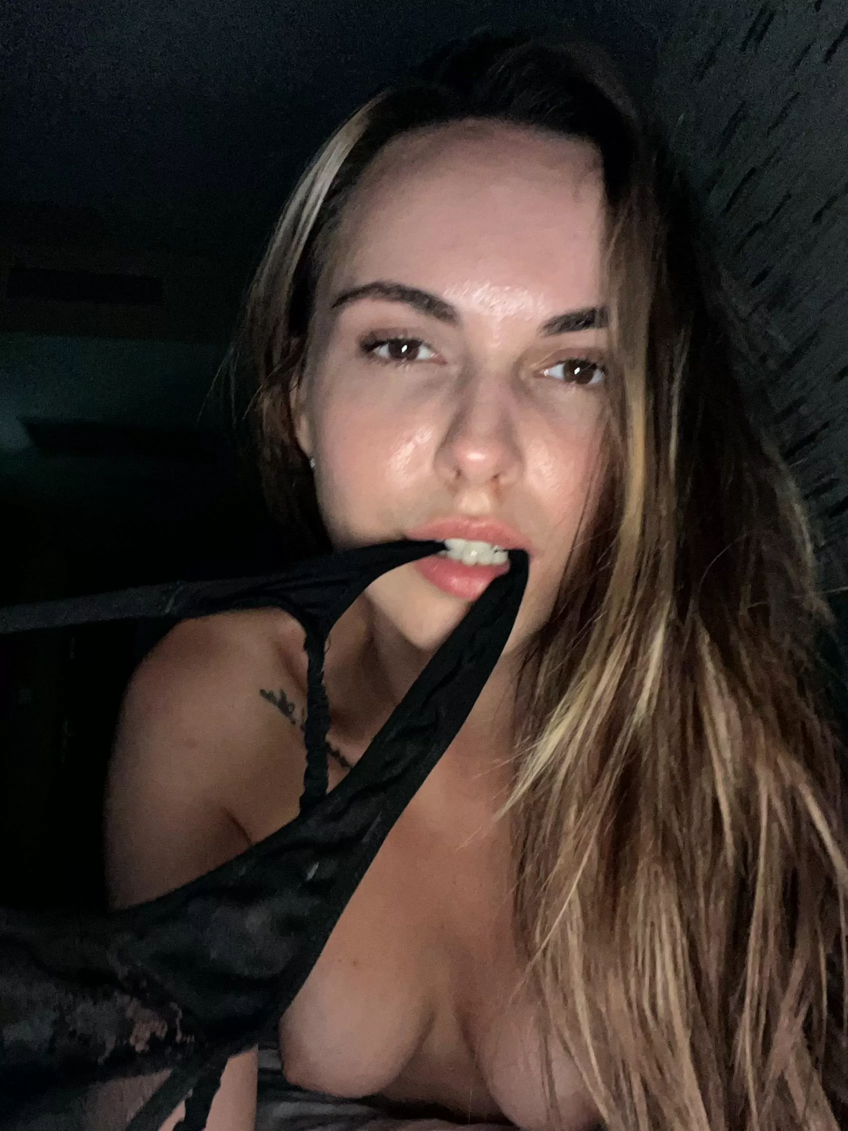 I like to keep my mouth busy, what about your cock?😅