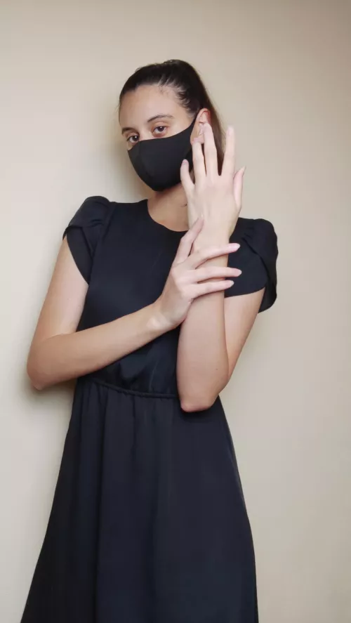 I want to make you cum as many times as the fingers of my hands you see in this photo