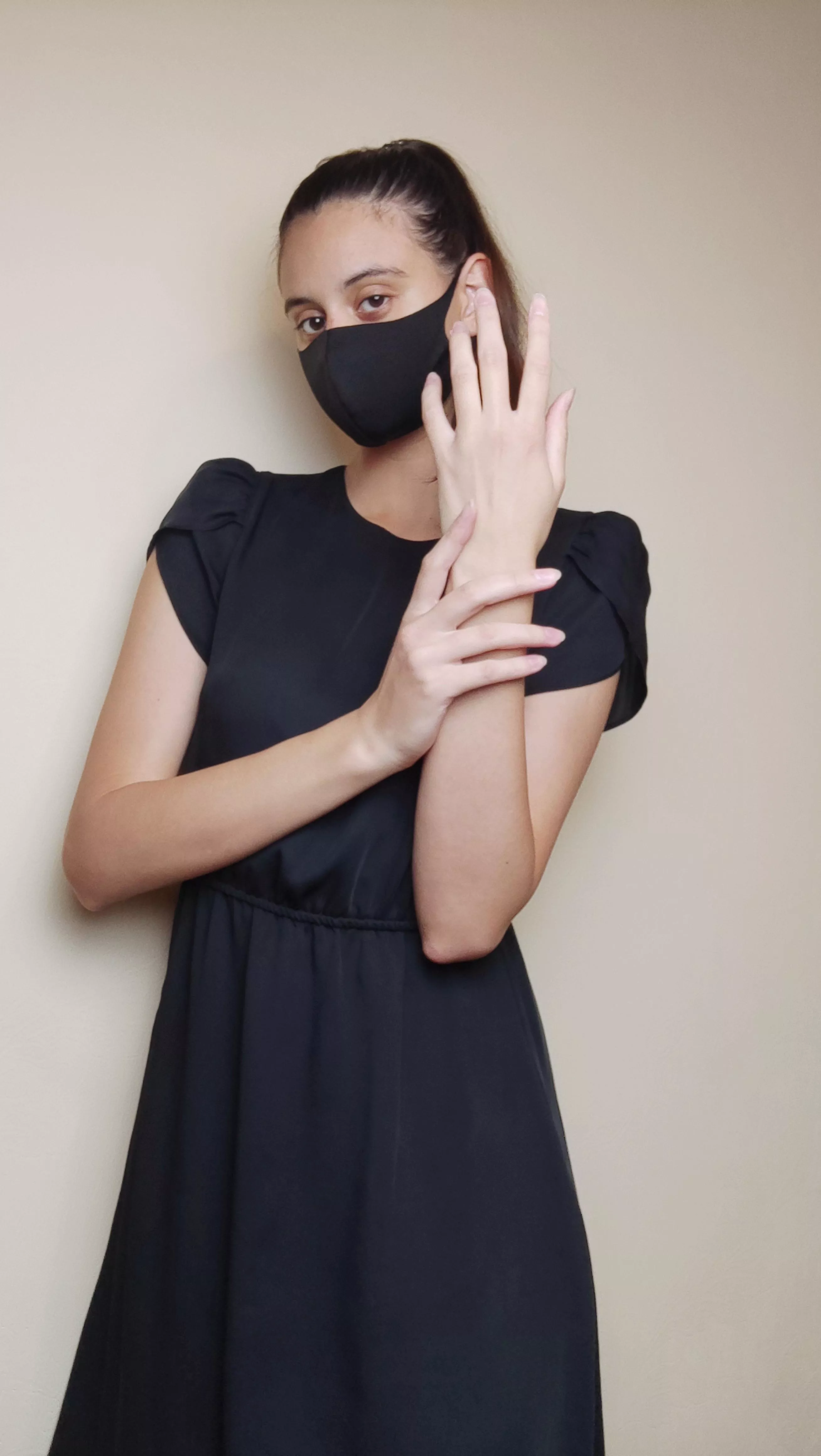 I want to make you cum as many times as the fingers of my hands you see in this photo