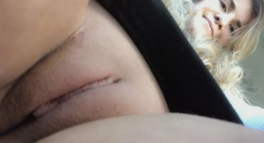 idc if my future husband wants a bush I won’t do it