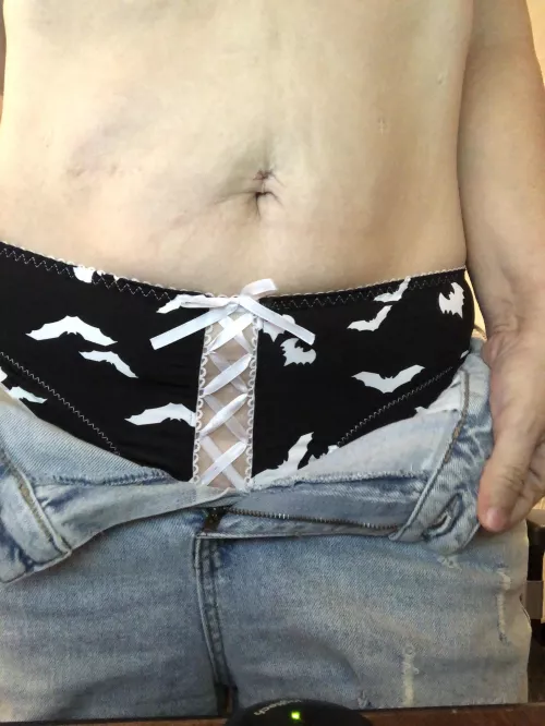 My favorite Halloween panties! Cum get a closer look - such a shame I have to hide them at work. 