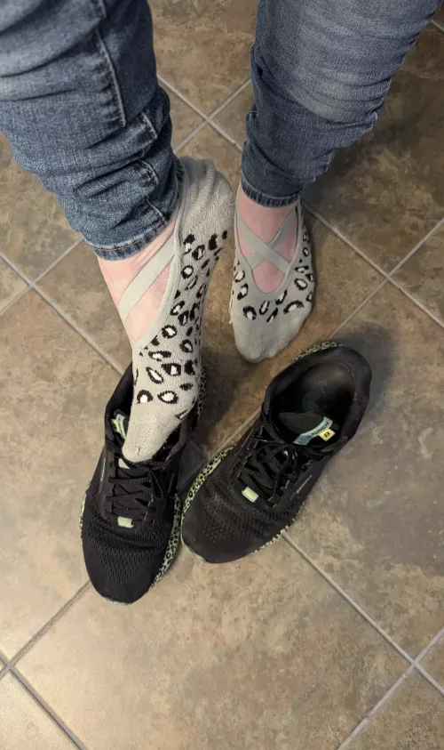 Ready to send today! Been wearing over a week! (Only $20!)