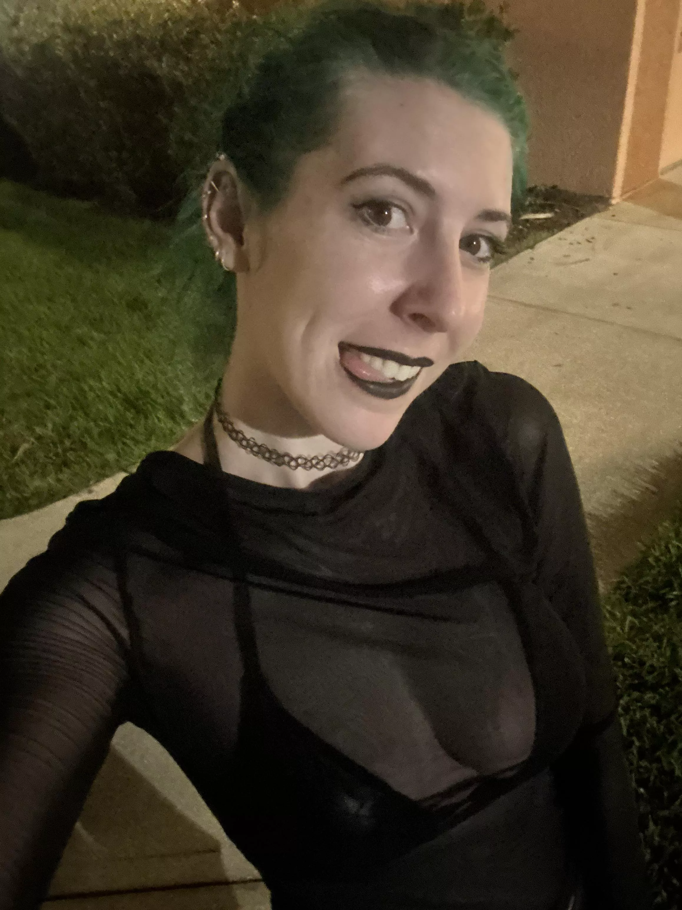 See through cleavage